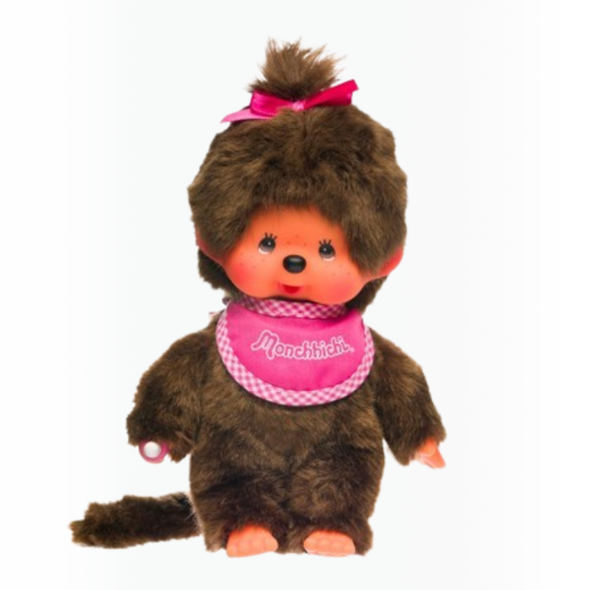 Voici la peluche Monchhichi, le célèbre singe avec sa tétine dans une version classique fille 20 cm avec un bavoir rose. C'est le classique indémodable à avoir absolument.
