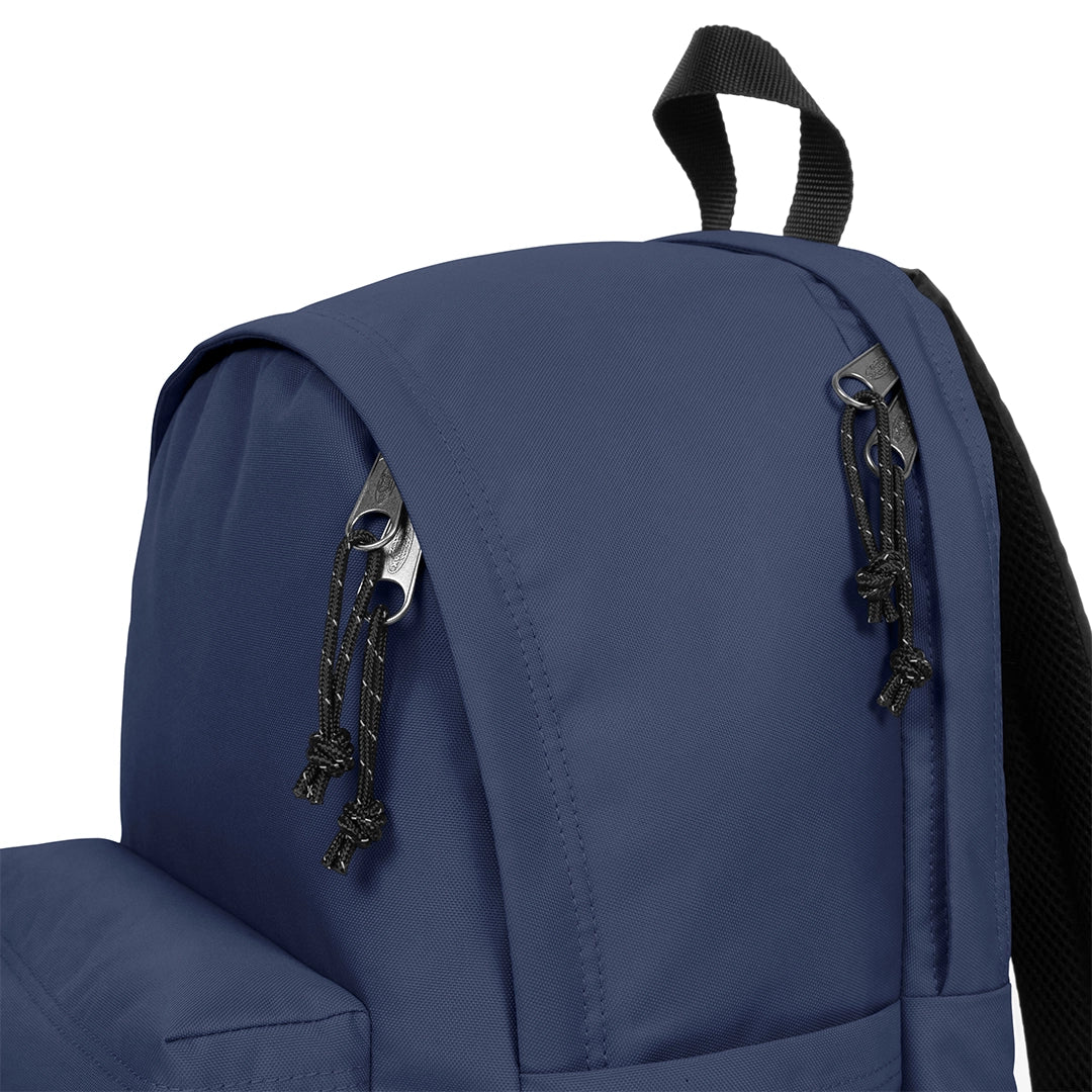 Sac à dos Eastpak Day Office Boat Navy, gros plan sur les fermetures